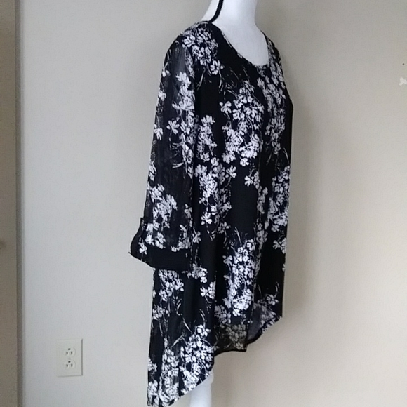 Roz & Ali Floral High Low Tunic Top L Black White - Picture 7 of 16